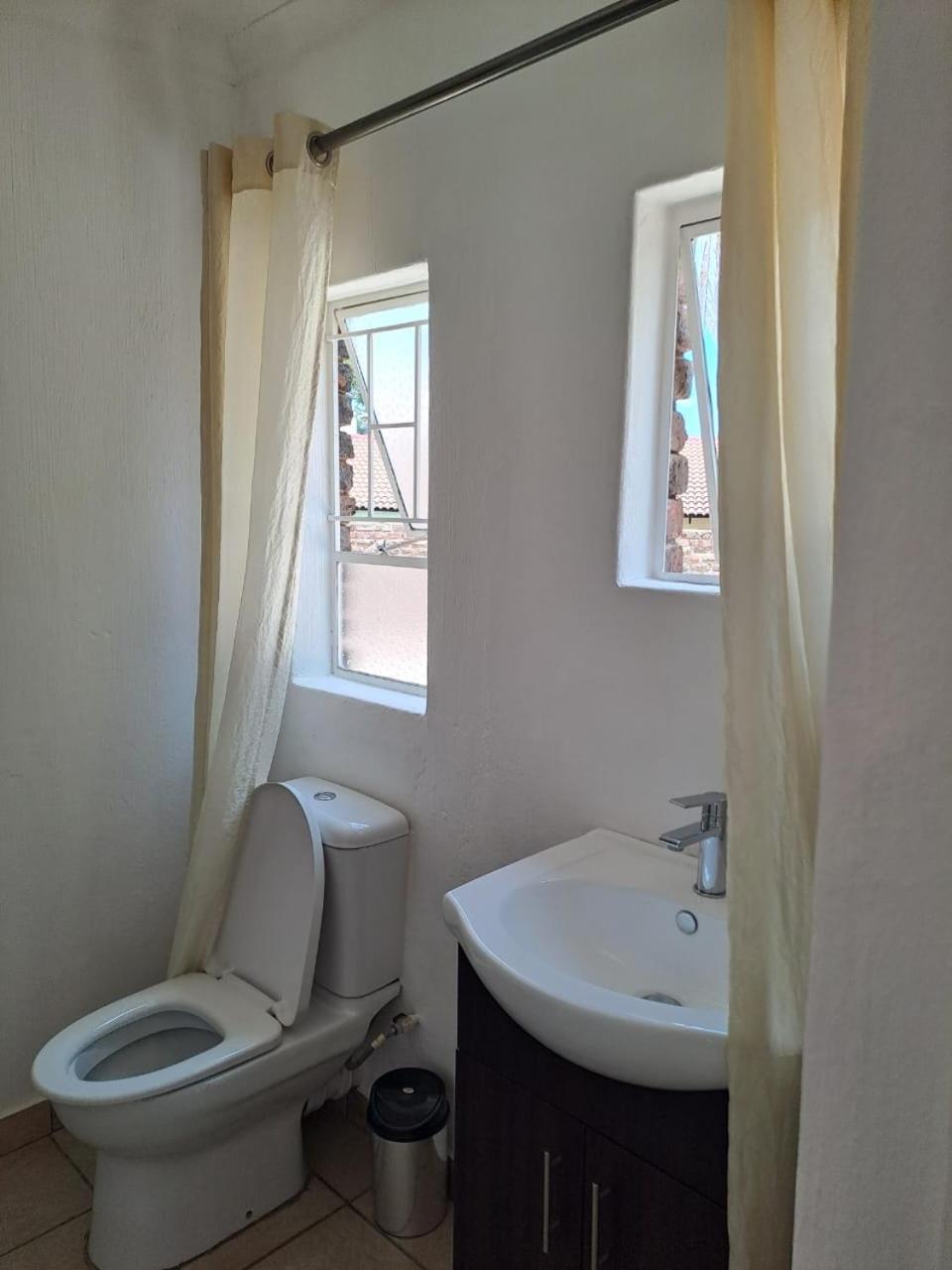 Sable Inn B&B Modimolle Exterior photo