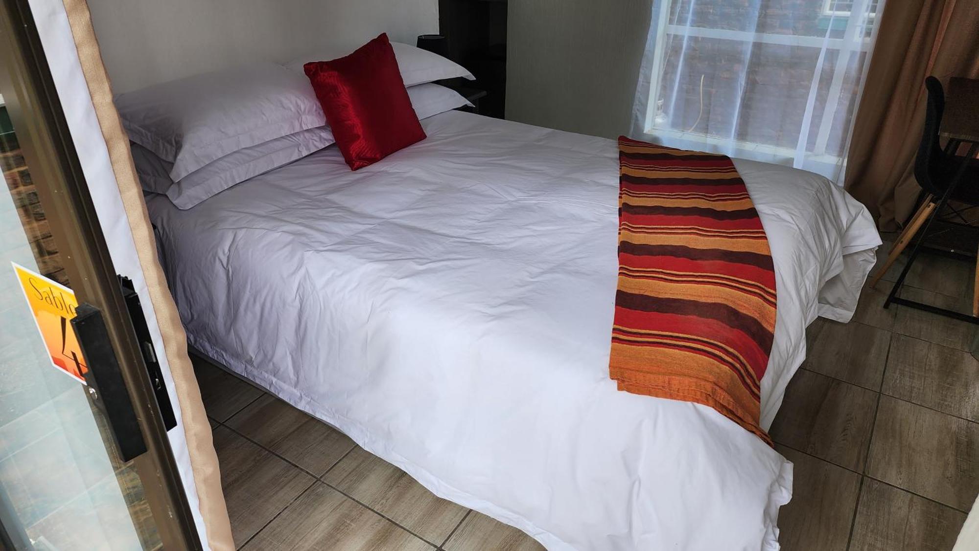 Sable Inn B&B Modimolle Exterior photo